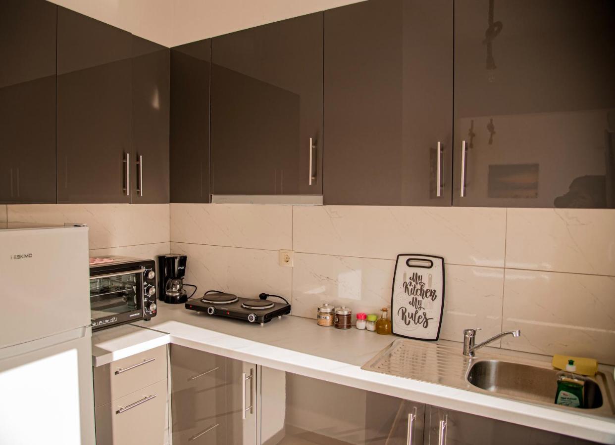 Athina Secret Apartments Adults Only Heraklion  Ngoại thất bức ảnh