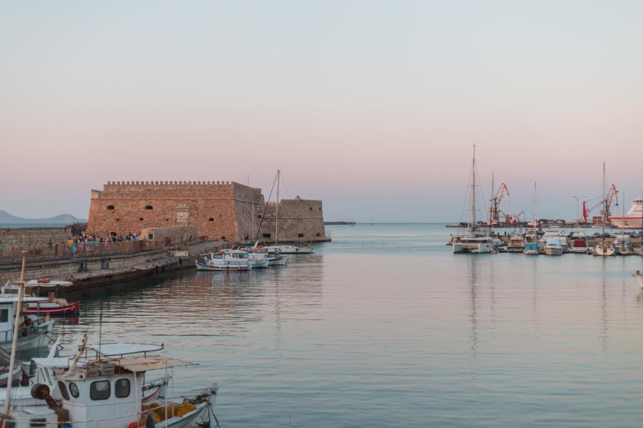 Athina Secret Apartments Adults Only Heraklion  Ngoại thất bức ảnh